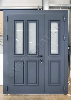 Двустворчатая дверь со стеклом отделка из МДФ